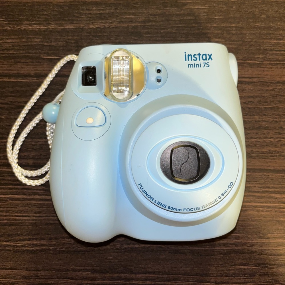 FUJIFILM INSTAX MINI 7S